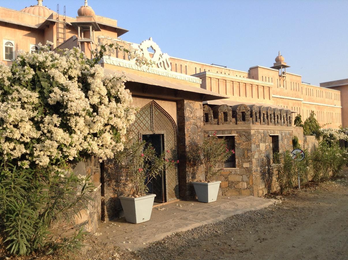 Bujera Fort Udaipur Eksteriør billede